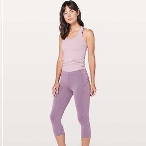 Lululemon In Movement Crop *Everlux 19"